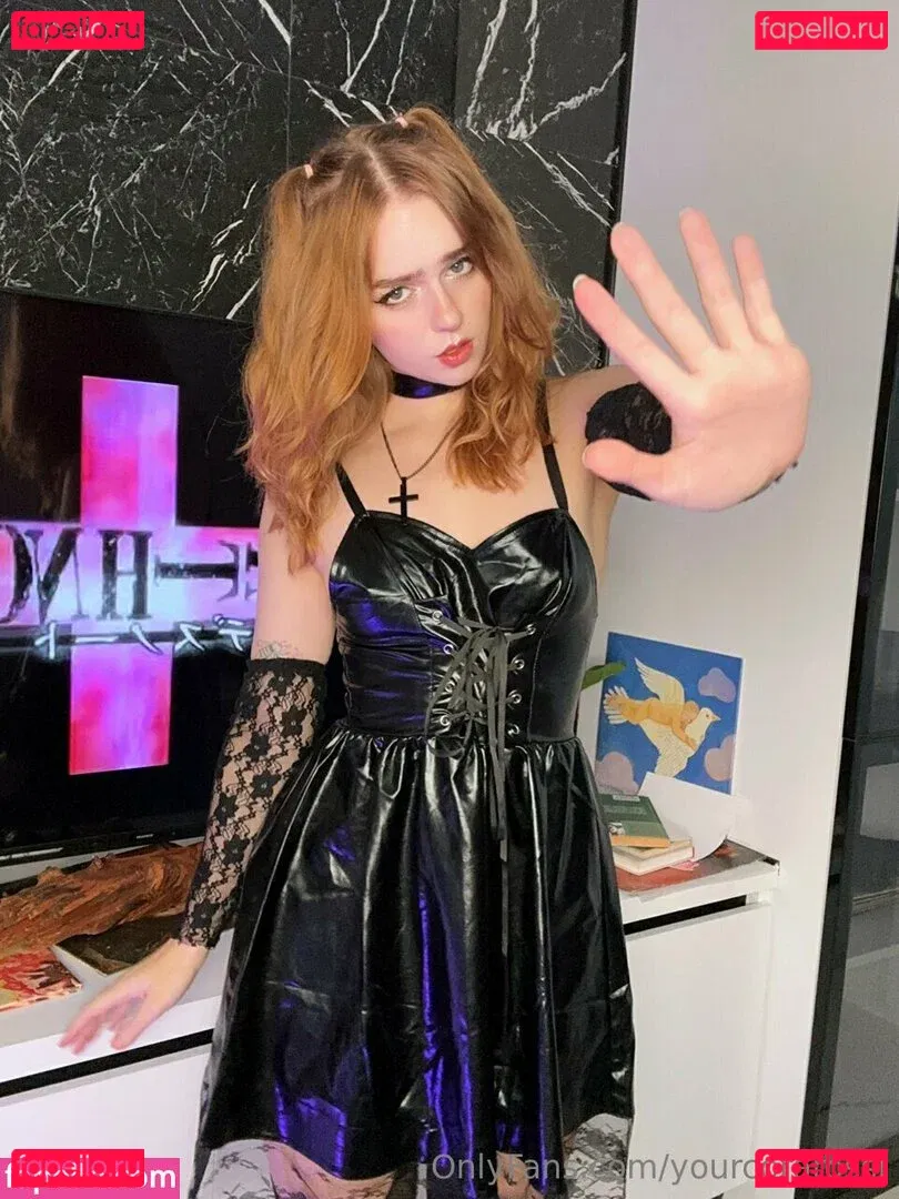 YourCoraRossi Onlyfans Photo Gallery 