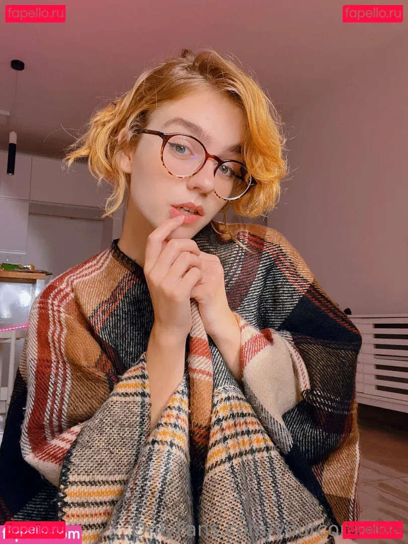 YourCoraRossi Onlyfans Photo Gallery 