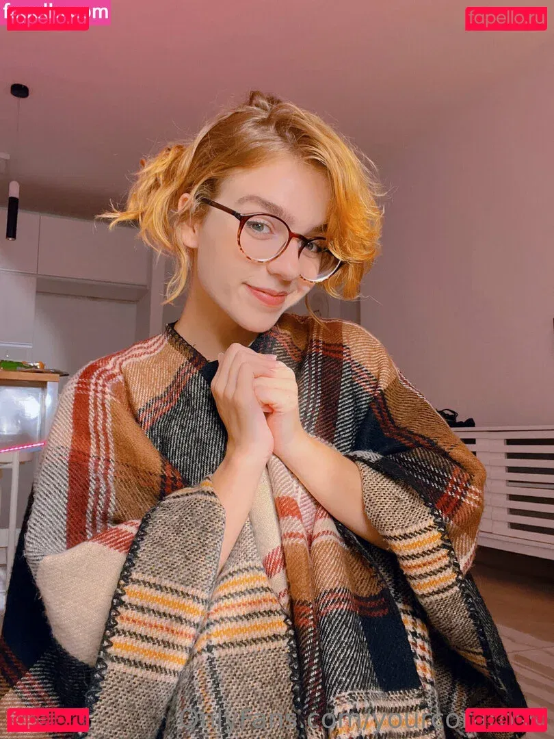 YourCoraRossi Onlyfans Photo Gallery 