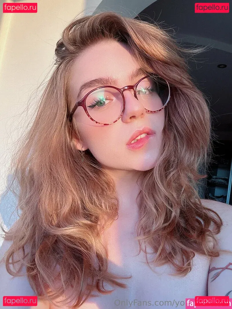 YourCoraRossi Onlyfans Photo Gallery 