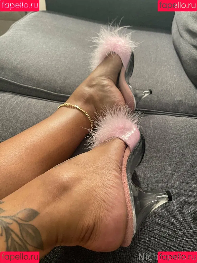 nichole.sole Onlyfans Photo Gallery 