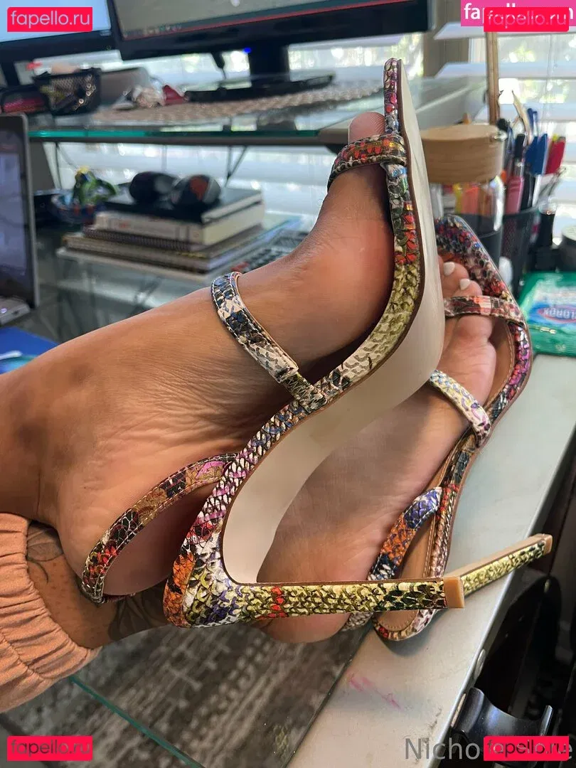 nichole.sole Onlyfans Photo Gallery 