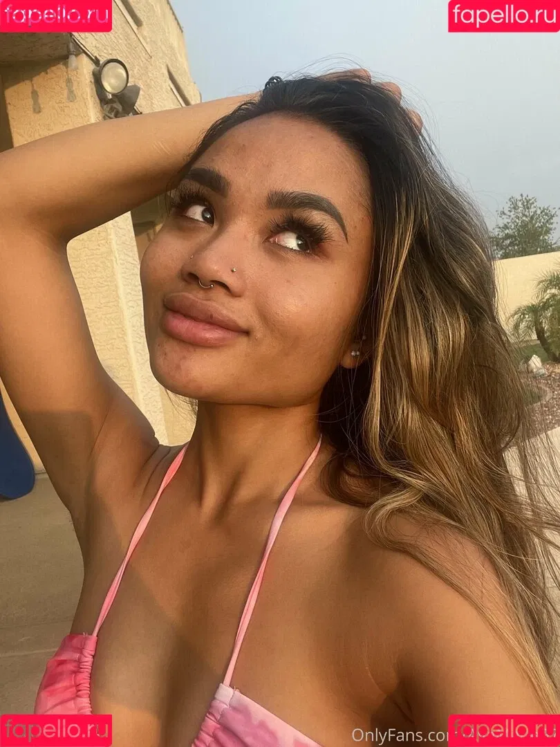 theavamariee Onlyfans Photo Gallery 