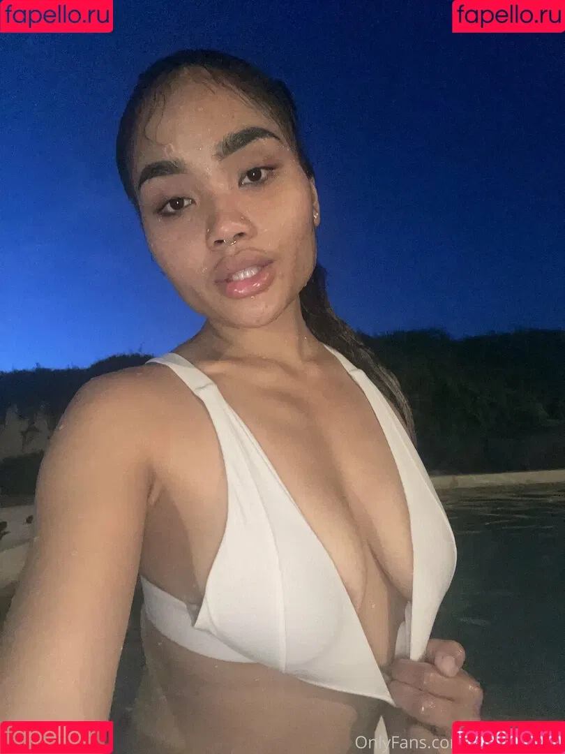 theavamariee Onlyfans Photo Gallery 