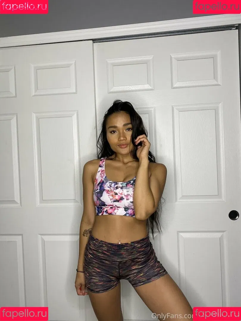 theavamariee Onlyfans Photo Gallery 