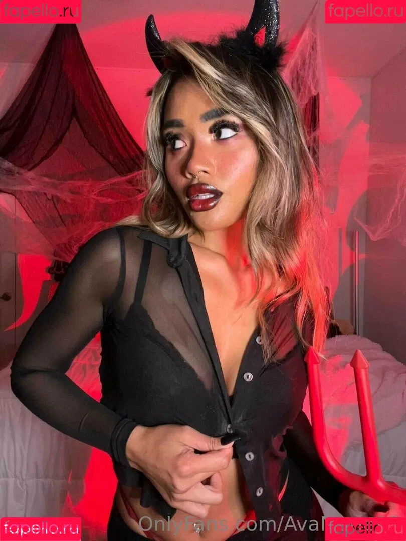 theavamariee Onlyfans Photo Gallery 