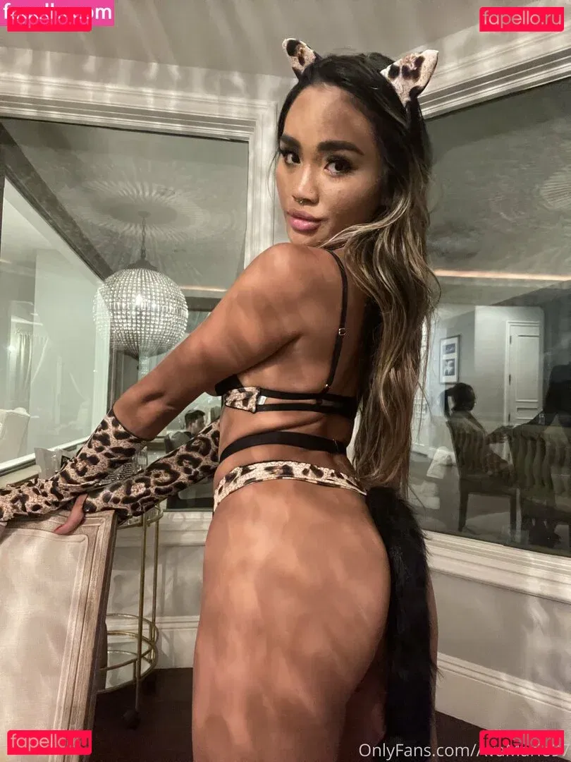 theavamariee Onlyfans Photo Gallery 