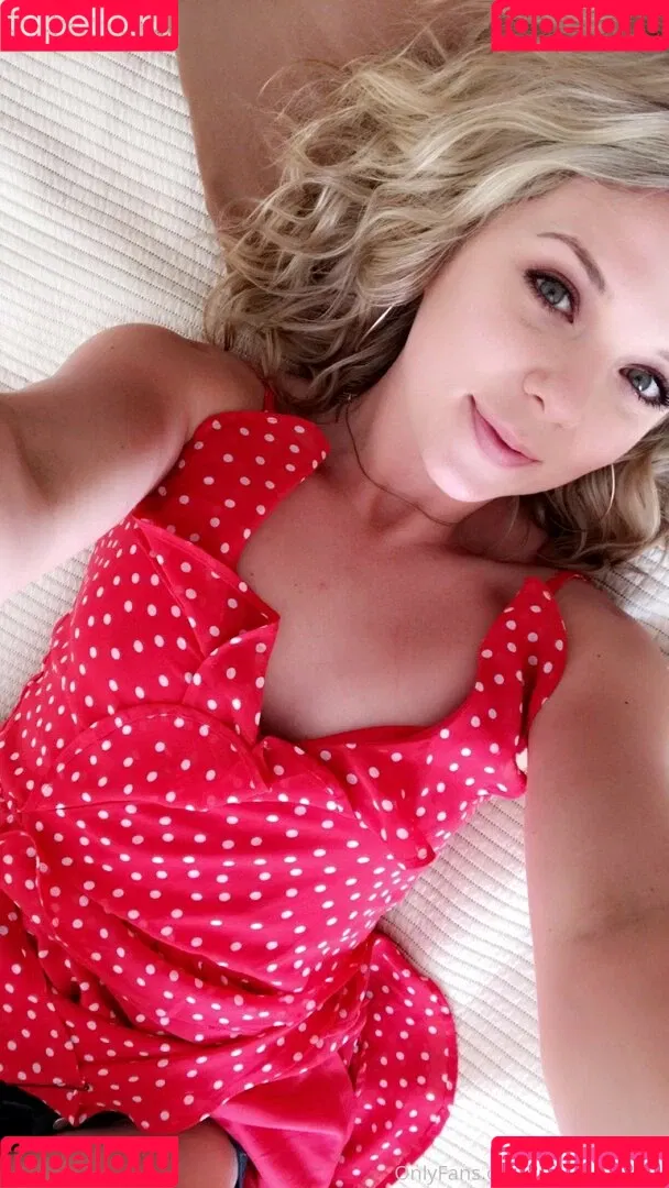 pregnantcaireen Onlyfans Photo Gallery 