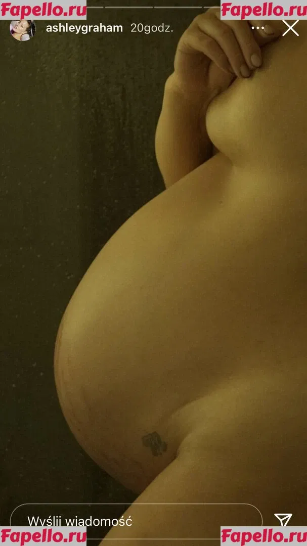 Ashley Graham Onlyfans Photo Gallery 