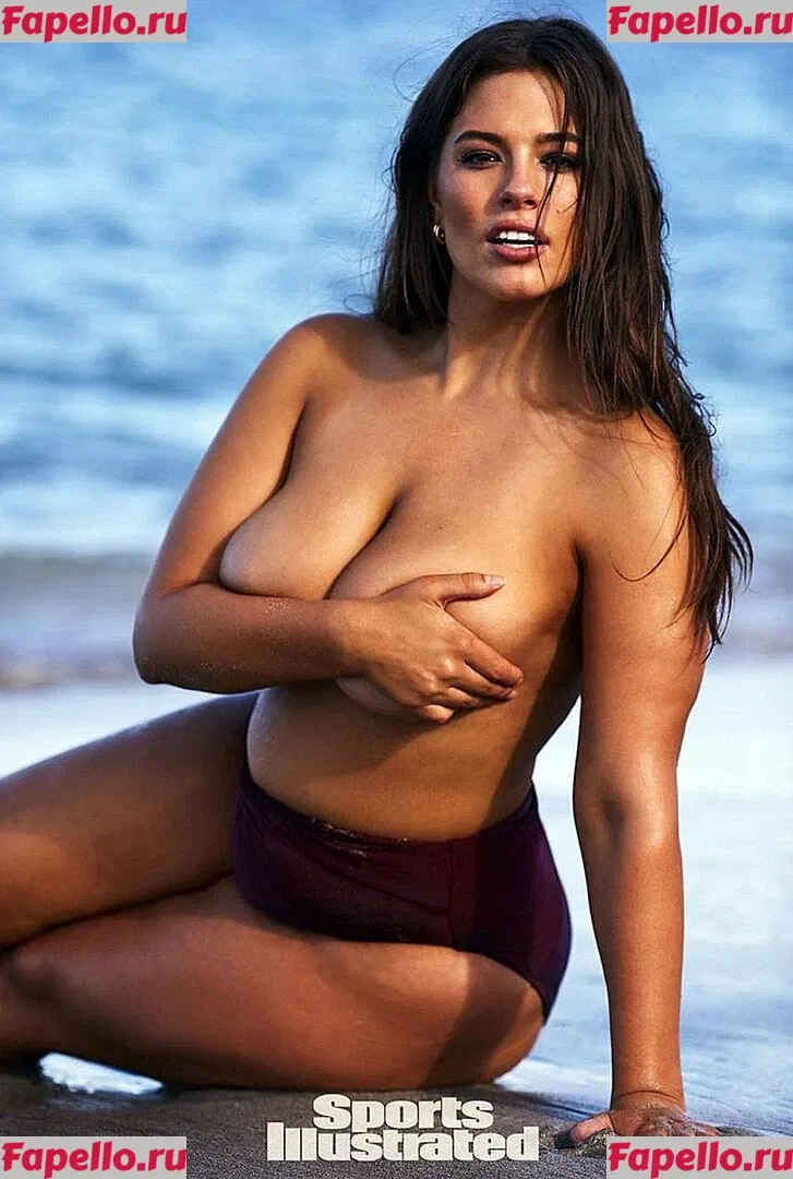 Ashley Graham Onlyfans Photo Gallery 
