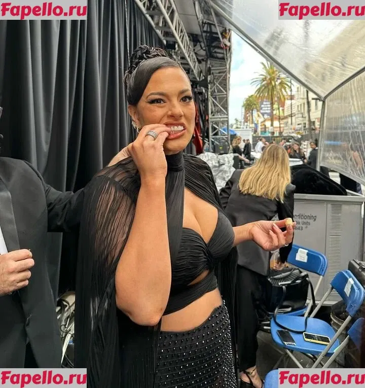 Ashley Graham Onlyfans Photo Gallery 