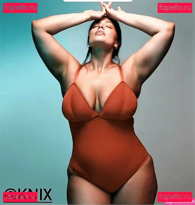 Ashley Graham Onlyfans Photo Gallery 