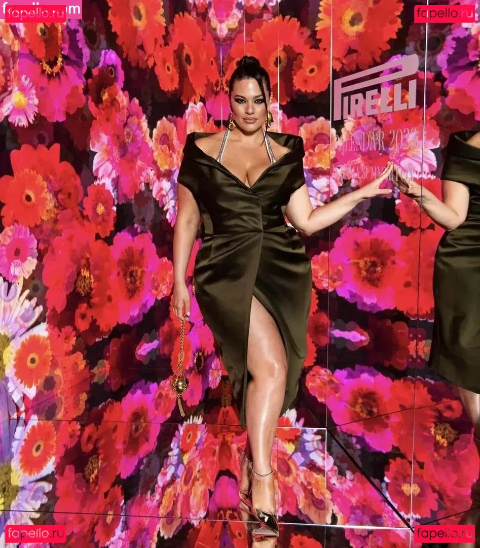 Ashley Graham Onlyfans Photo Gallery 