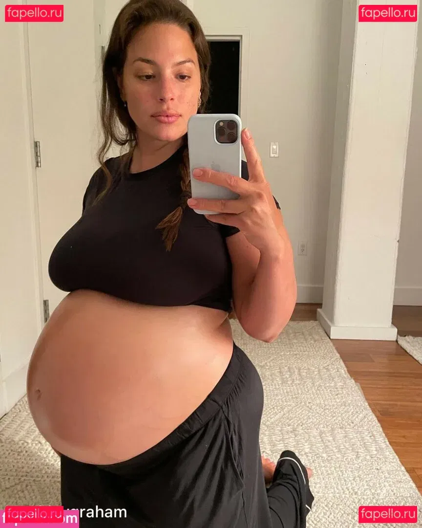 Ashley Graham Onlyfans Photo Gallery 