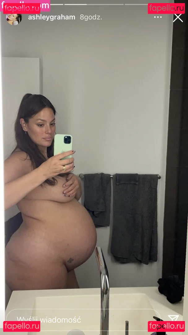 Ashley Graham Onlyfans Photo Gallery 