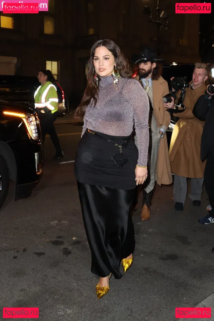 Ashley Graham Onlyfans Photo Gallery 