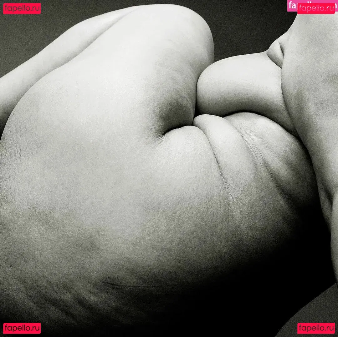 Ashley Graham Onlyfans Photo Gallery 