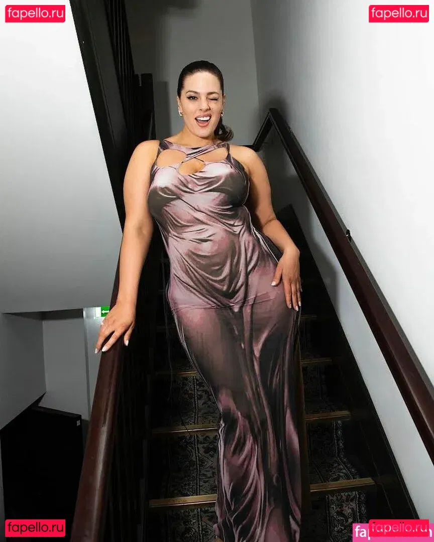 Ashley Graham Onlyfans Photo Gallery 