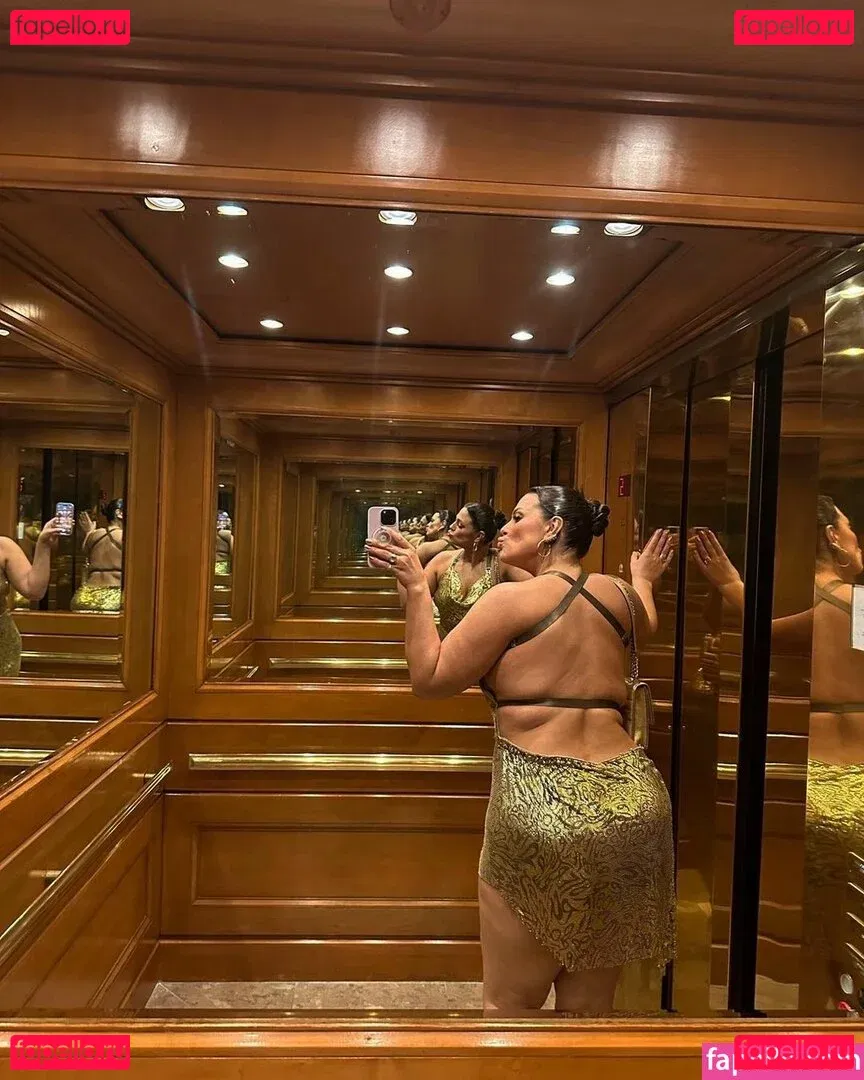 Ashley Graham Onlyfans Photo Gallery 