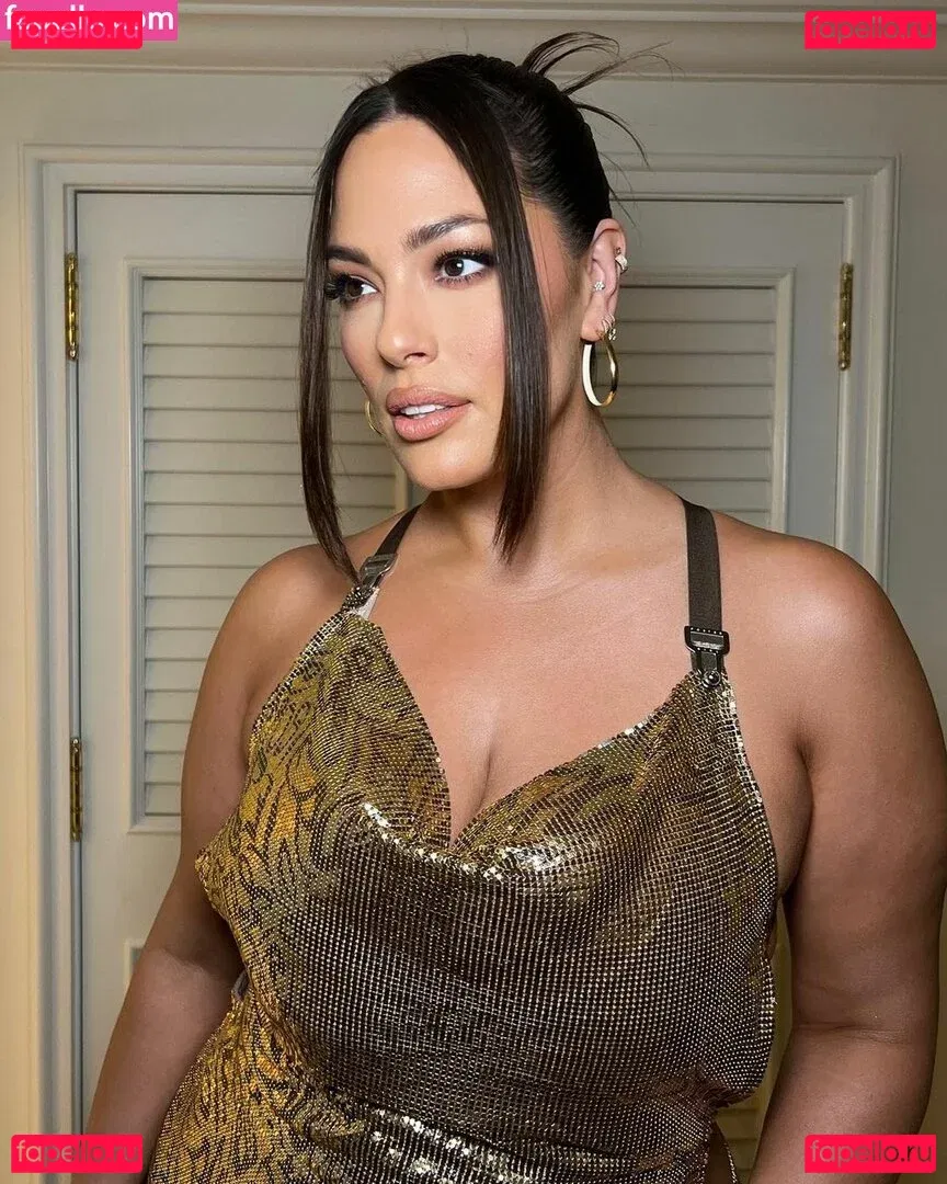 Ashley Graham Onlyfans Photo Gallery 