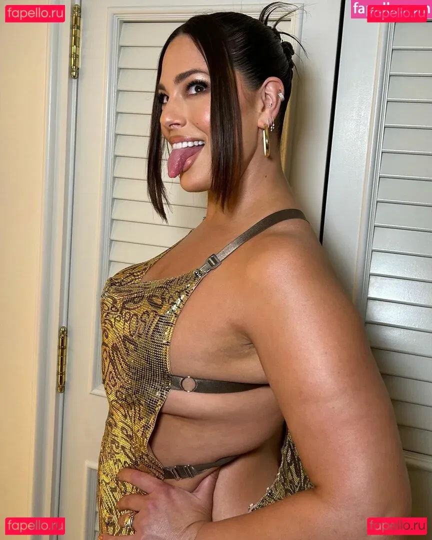 Ashley Graham Onlyfans Photo Gallery 