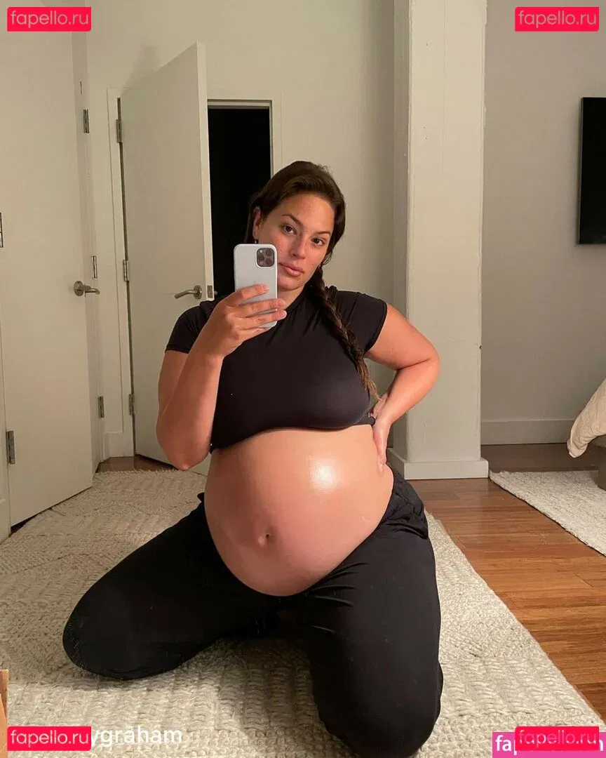 Ashley Graham Onlyfans Photo Gallery 