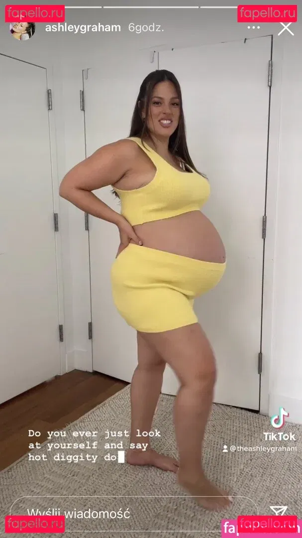 Ashley Graham Onlyfans Photo Gallery 