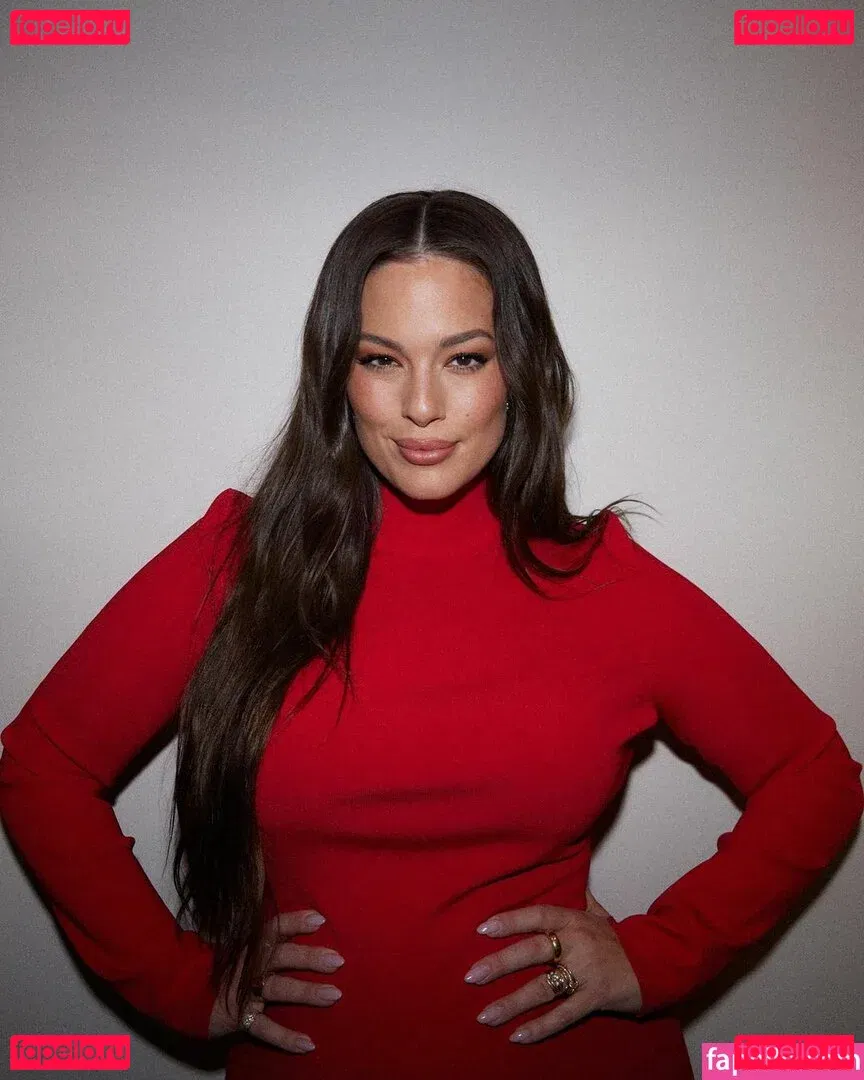Ashley Graham Onlyfans Photo Gallery 