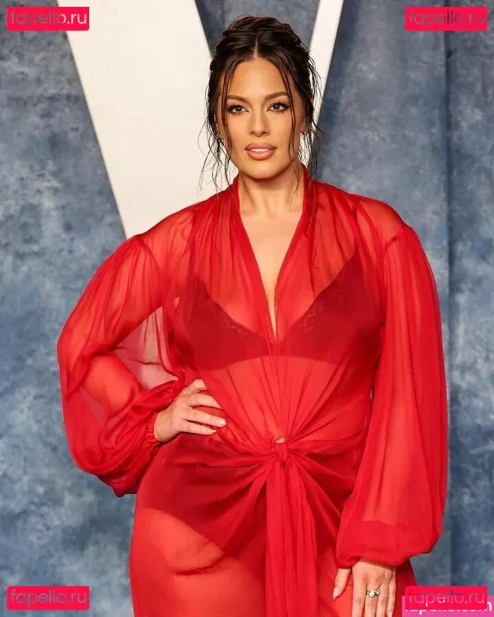 Ashley Graham Onlyfans Photo Gallery 