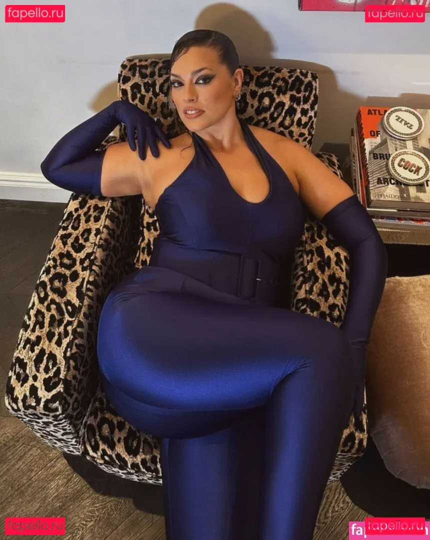 Ashley Graham Onlyfans Photo Gallery 