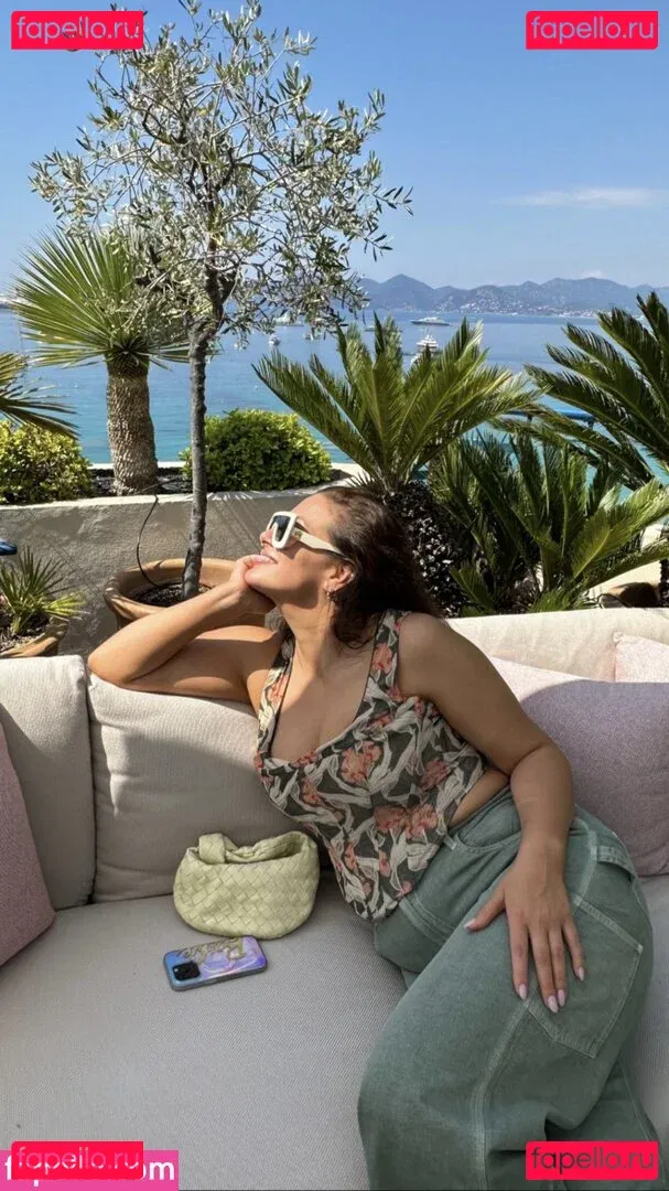 Ashley Graham Onlyfans Photo Gallery 