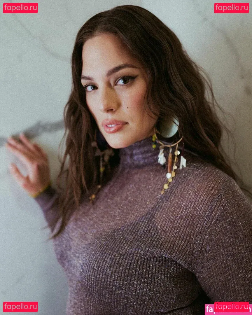 Ashley Graham Onlyfans Photo Gallery 