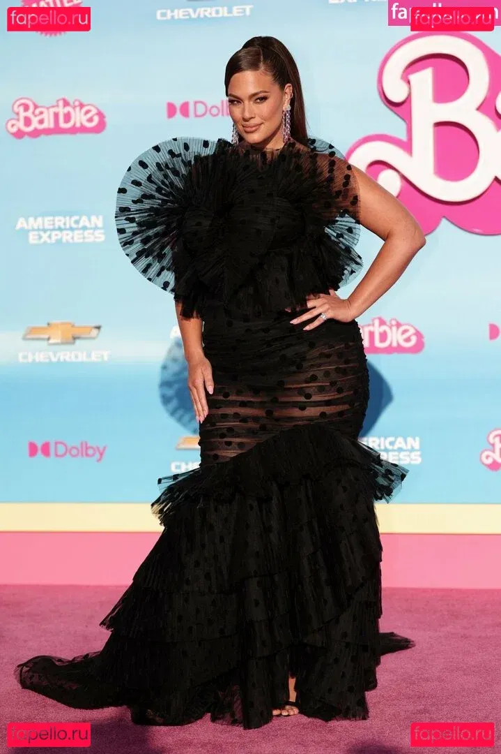 Ashley Graham Onlyfans Photo Gallery 