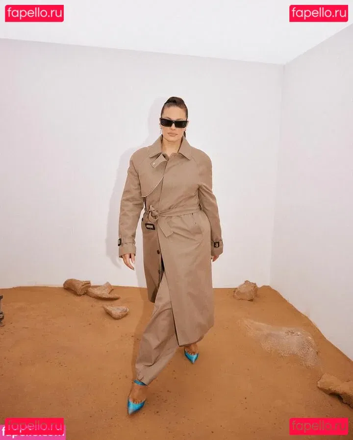 Ashley Graham Onlyfans Photo Gallery 