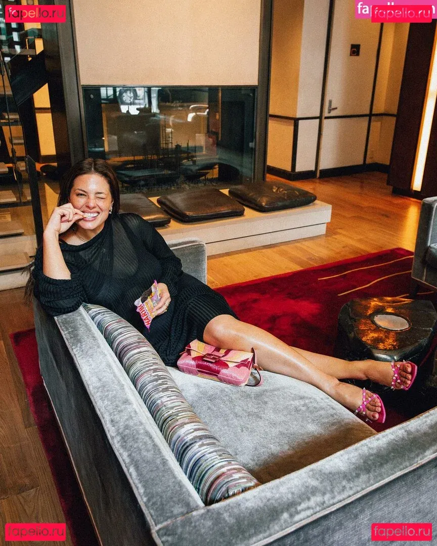 Ashley Graham Onlyfans Photo Gallery 