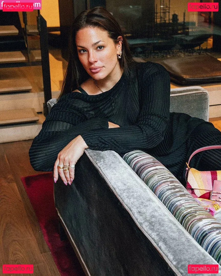 Ashley Graham Onlyfans Photo Gallery 