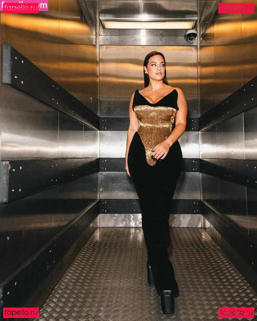 Ashley Graham Onlyfans Photo Gallery 