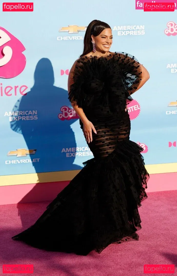 Ashley Graham Onlyfans Photo Gallery 