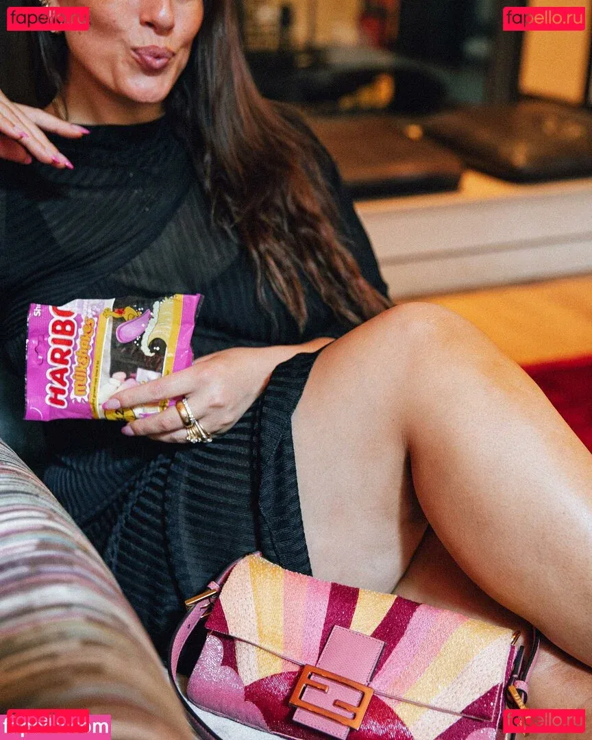 Ashley Graham Onlyfans Photo Gallery 