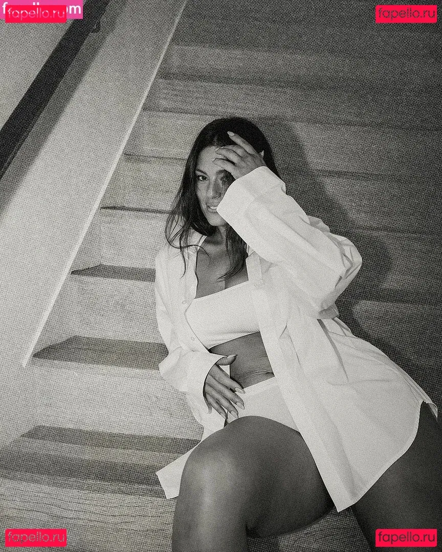 Ashley Graham Onlyfans Photo Gallery 