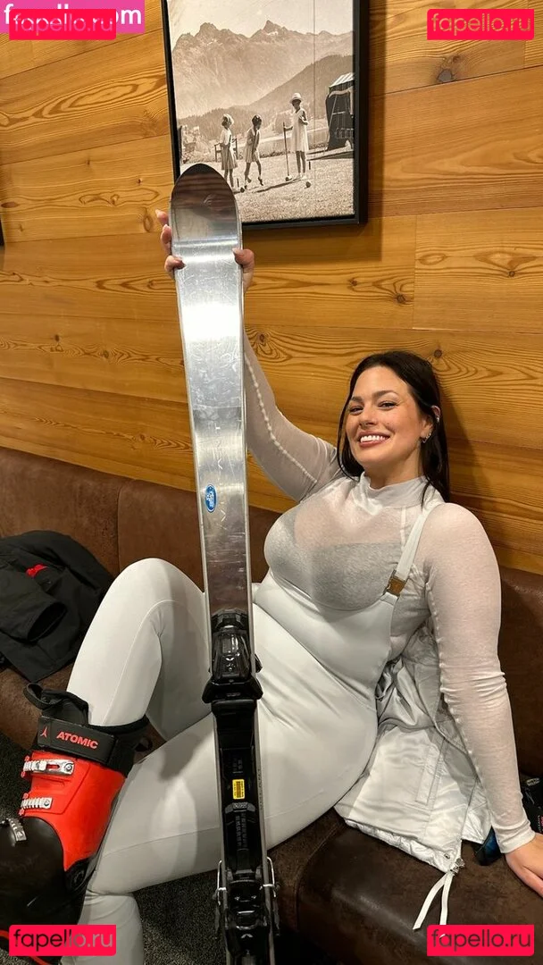 Ashley Graham Onlyfans Photo Gallery 