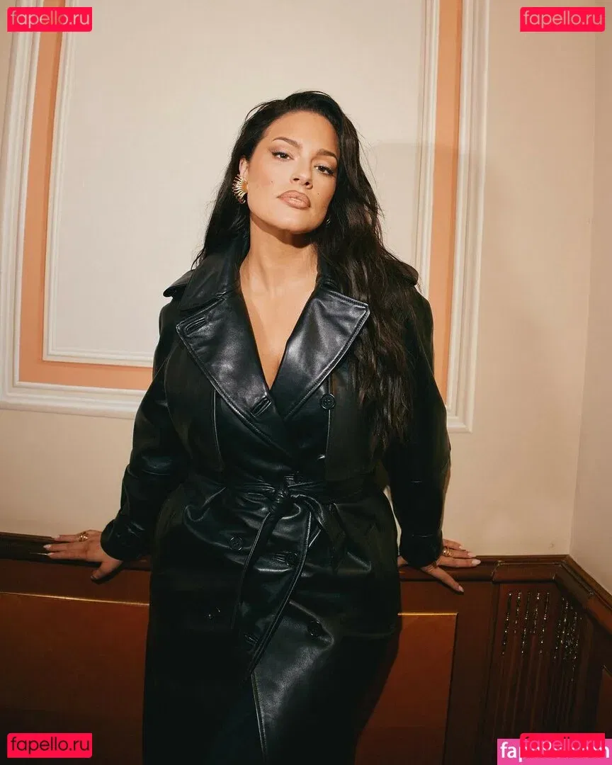 Ashley Graham Onlyfans Photo Gallery 