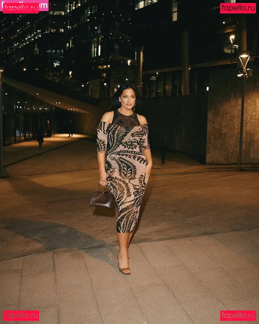 Ashley Graham Onlyfans Photo Gallery 