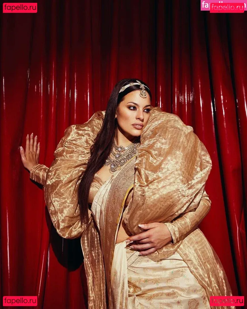 Ashley Graham Onlyfans Photo Gallery 