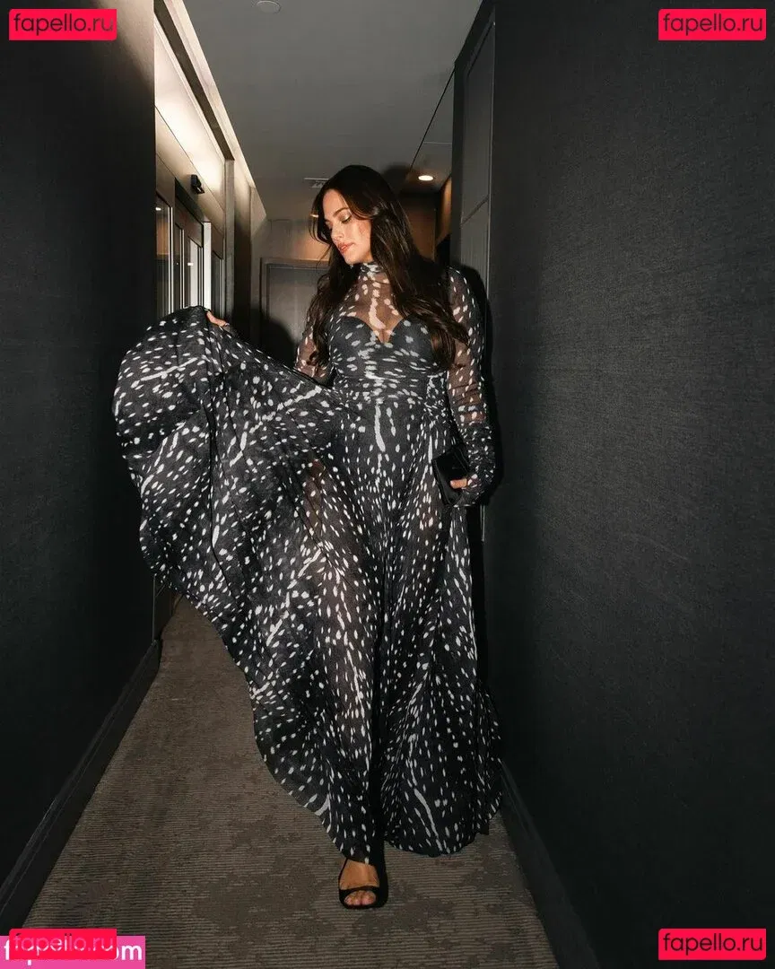 Ashley Graham Onlyfans Photo Gallery 