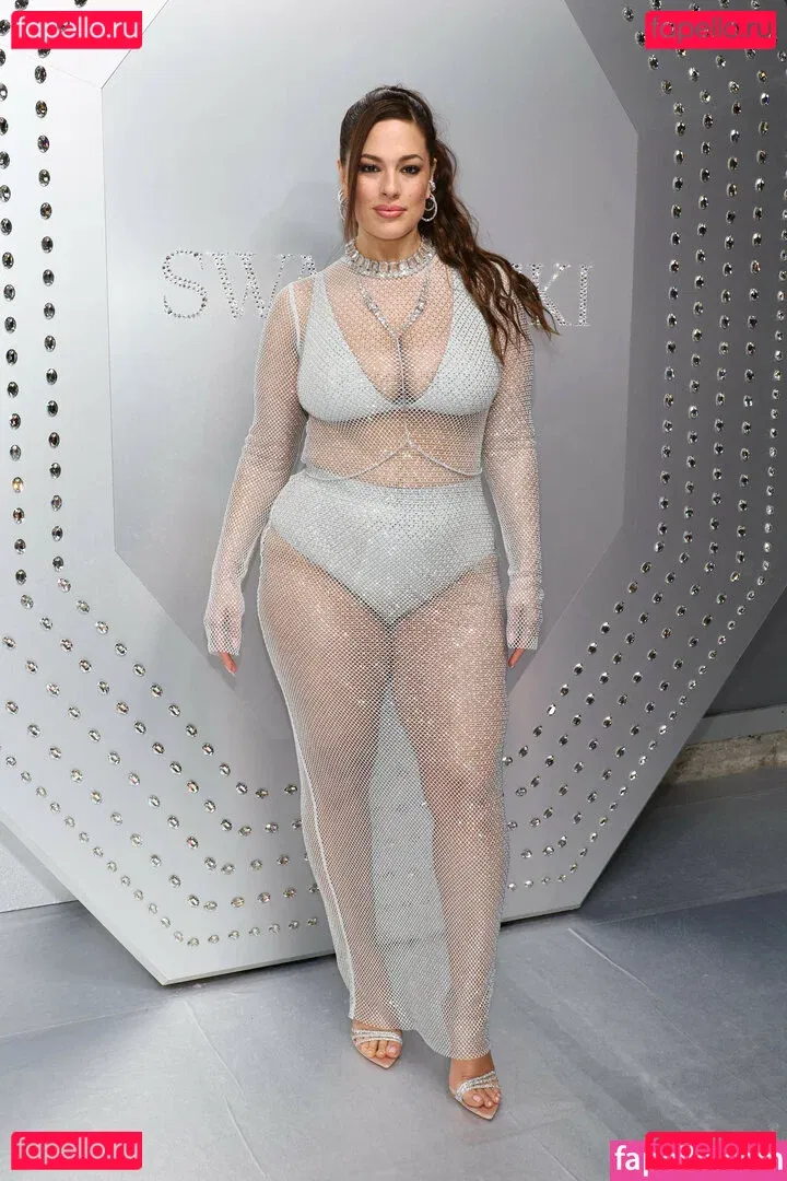 Ashley Graham Onlyfans Photo Gallery 