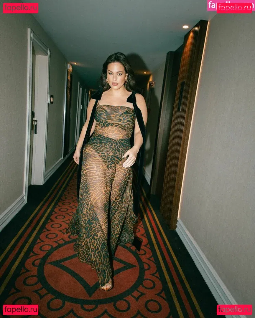 Ashley Graham Onlyfans Photo Gallery 