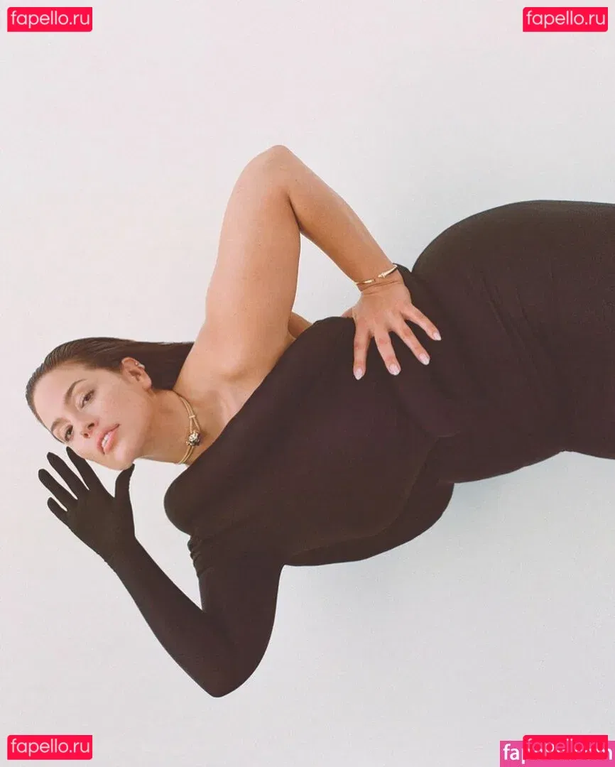 Ashley Graham Onlyfans Photo Gallery 