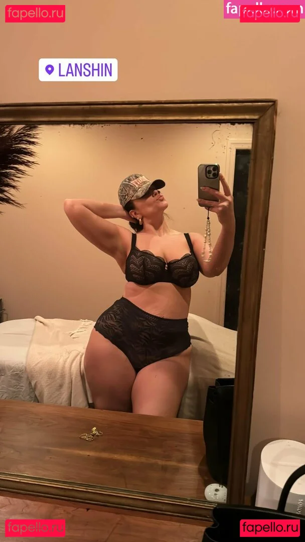 Ashley Graham Onlyfans Photo Gallery 