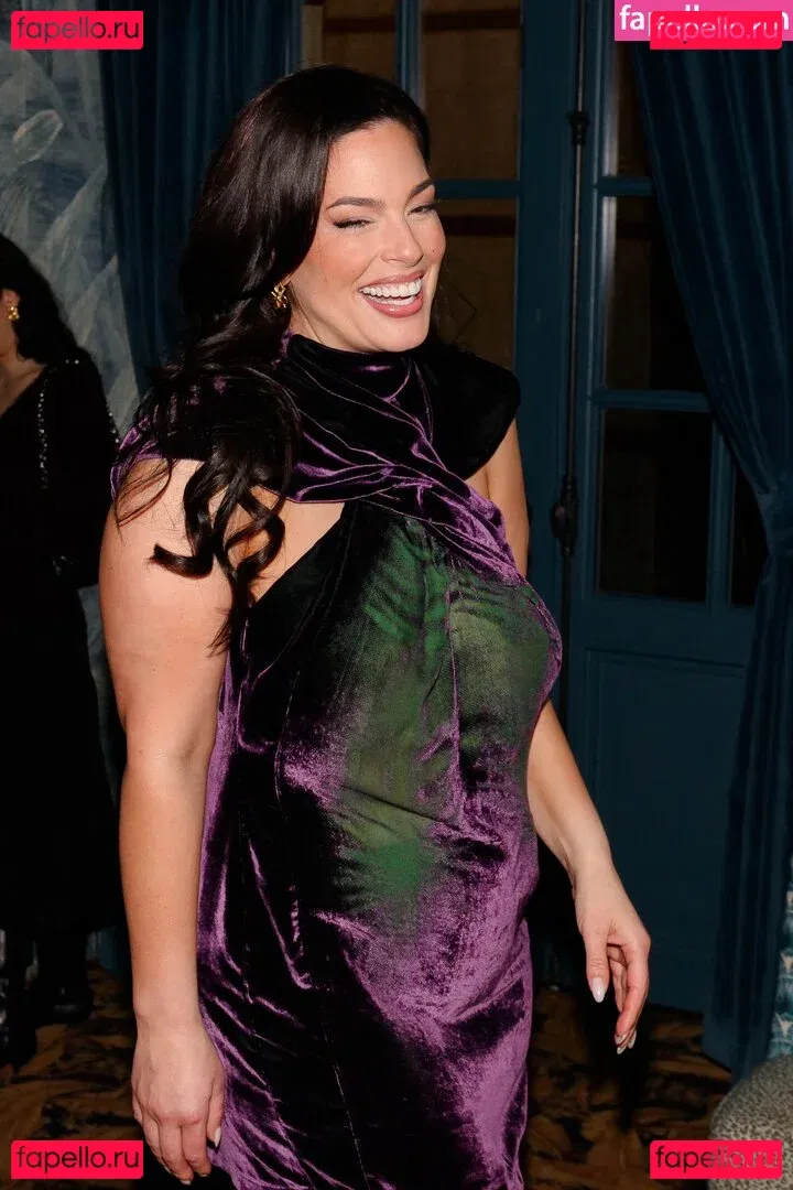 Ashley Graham Onlyfans Photo Gallery 